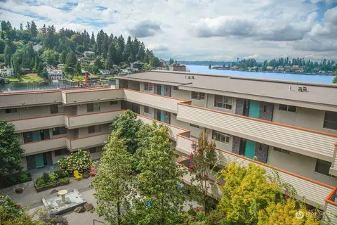 9951 Lake Washington Blvd NE #52, Bellevue, WA 98004