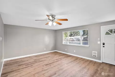 4205 220th St E, Spanaway, WA 98387 photo 6
