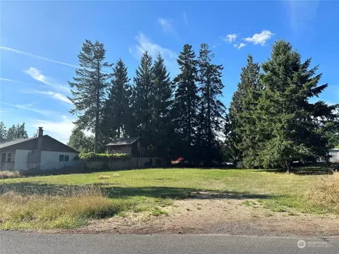 121 Shenandoah Rd, Silverlake, WA 98645