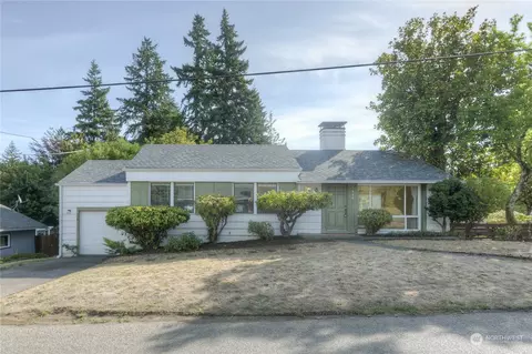526 S 10th St, Shelton, WA 98584