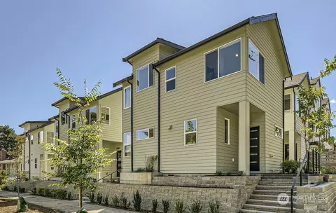 1701 S Walker St, Seattle, WA 98144