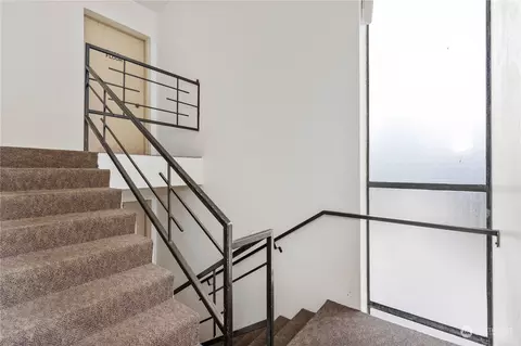 601 E Roy St, Seattle, WA 98102 photo 17