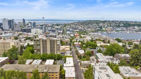 601 E Roy St, Seattle, WA 98102 photo 5