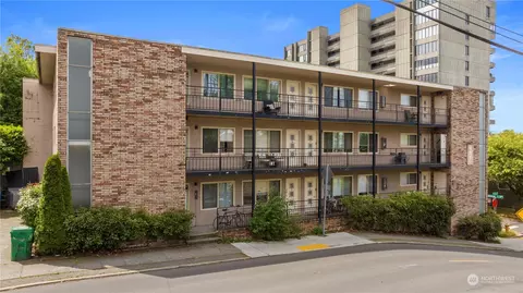 601 E Roy St, Seattle, WA 98102