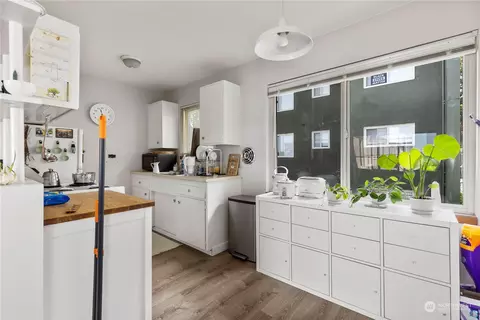 601 E Roy St, Seattle, WA 98102 photo 22