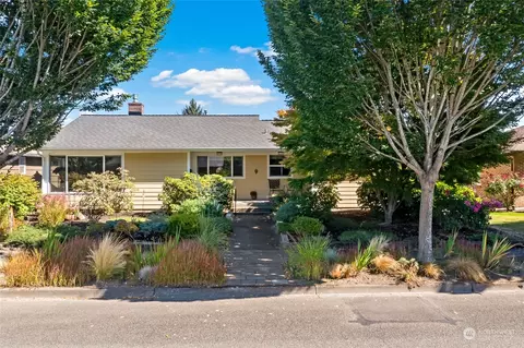 723 Boyd Ave, Sumner, WA 98390