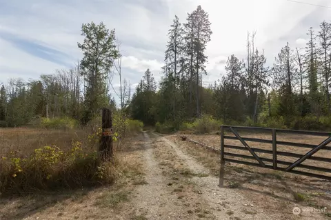 197 Jay Robinson Rd, Sequim, WA 98382 photo 3