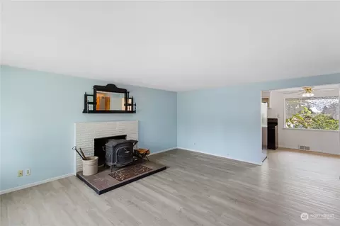 6215 Rockefeller Ave, Everett, WA 98203 photo 9