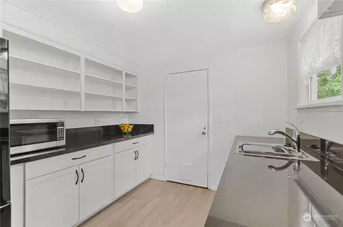 6215 Rockefeller Ave, Everett, WA 98203 photo 13