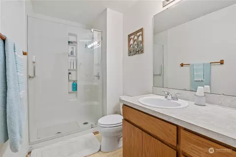 709 187th St E, Spanaway, WA 98387 photo 18