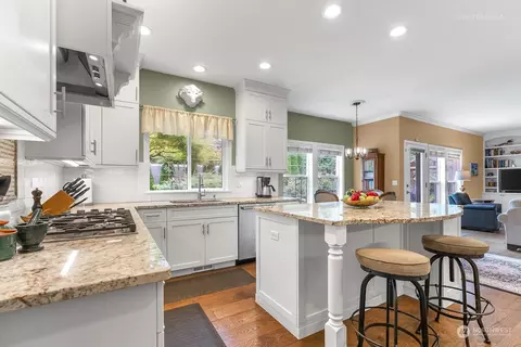 2340 NW Douglas St, Camas, WA 98607 photo 9