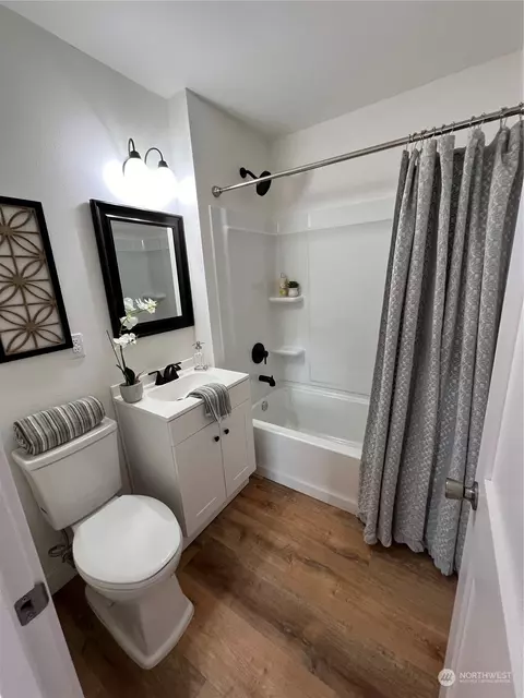1726 Maple St, Everett, WA 98201 photo 3