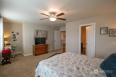 515 Sigrist Dr E, Enumclaw, WA 98022 photo 14