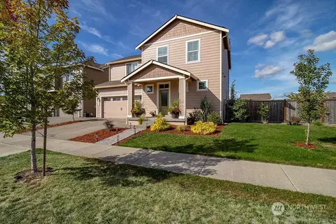 515 Sigrist Dr E, Enumclaw, WA 98022