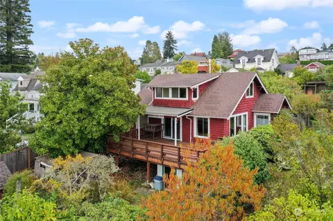 1302 Rainier St, Steilacoom, WA 98388