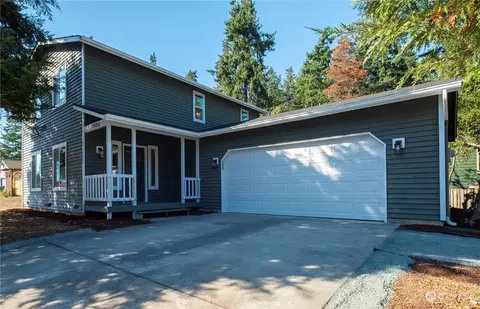 1960 NE 9th Ave, Oak Harbor, WA 98277