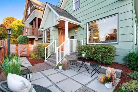 2317 N 62nd St, Seattle, WA 98103