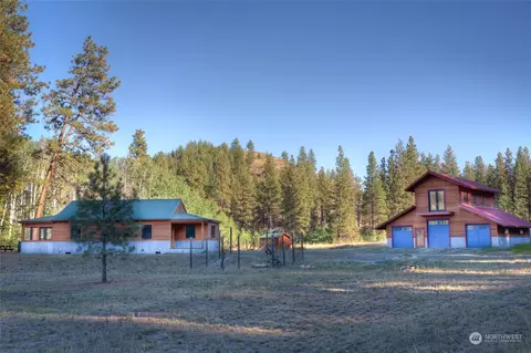 20 Blackjack Rd, Winthrop, WA 98862