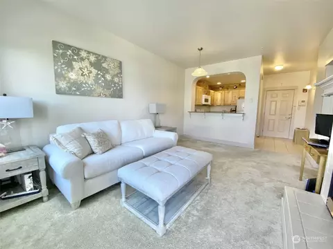 1416 Lindsay Loop #107, Mount Vernon, WA 98274