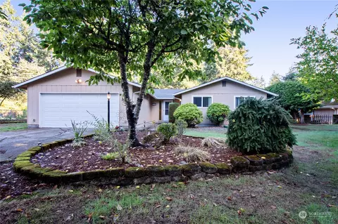 620 Dennis Ct SE, Tumwater, WA 98501