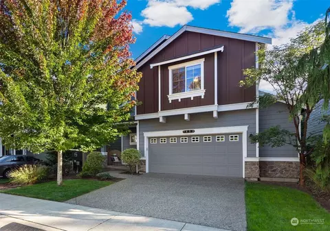 7633 NE 198th Pl, Kenmore, WA 98028