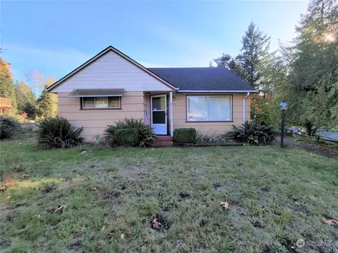 2924 Ammons Dr, Longview, WA 98632