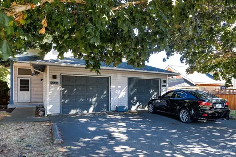 2906 2908 Moore St, Bellingham, WA 98226