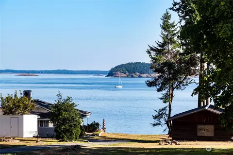 1569 N San Juan Dr, Friday Harbor, WA 98250