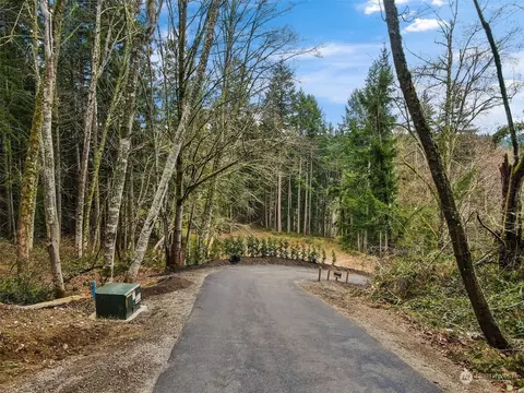 9604 61st St NW, Gig Harbor, WA 98335