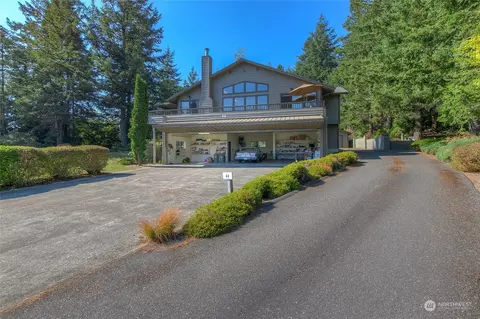 44 Piper Pl, Eastsound, WA 98245 photo 2