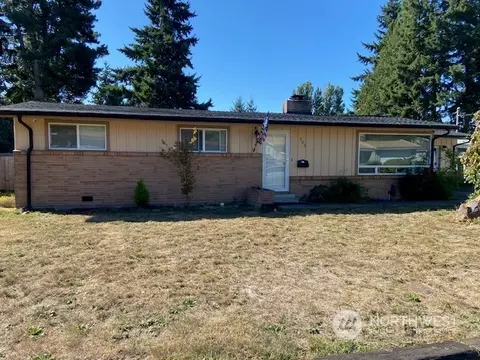 605 Jefferson Ave NE, Renton, WA 98056