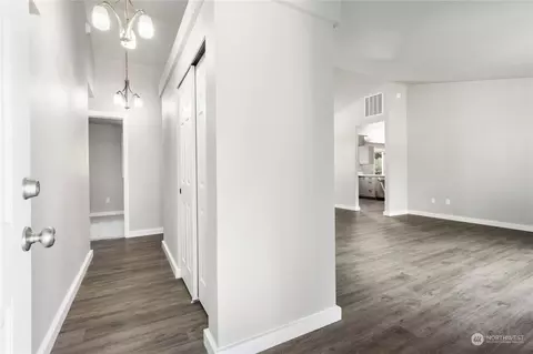 20401 14th Ave E, Spanaway, WA 98387 photo 4