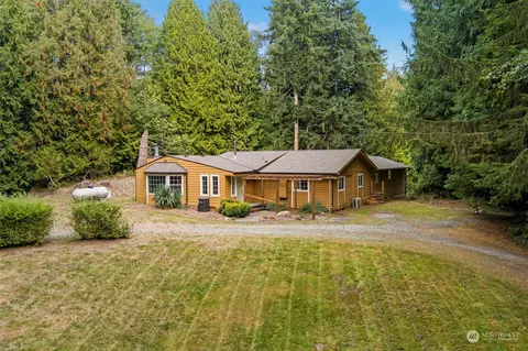 11240 NE 272nd St, Kingston, WA 98346