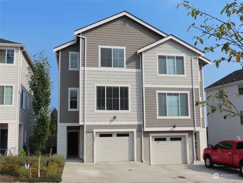 1006 NW Highgarden Dr, Bremerton, WA 98311