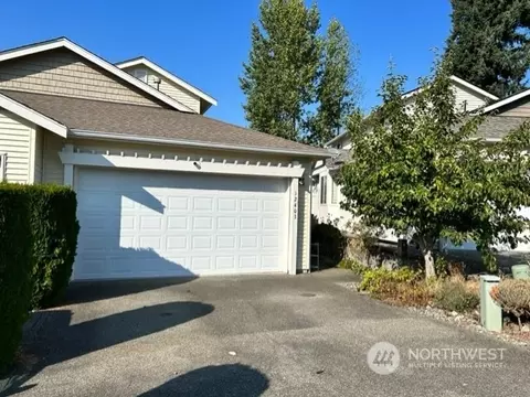 12403 63rd Ave E, Puyallup, WA 98373