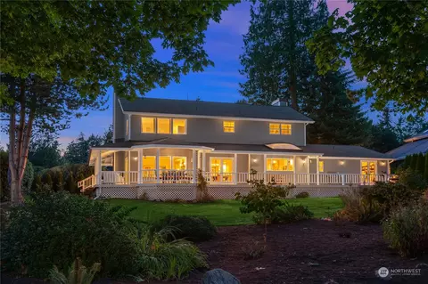 1116 Alexander Pl NE, Bainbridge Island, WA 98110