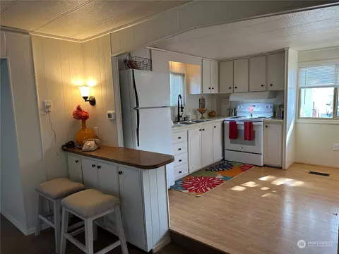 11330 E Riverside Dr #23, Bothell, WA 98011 photo 4