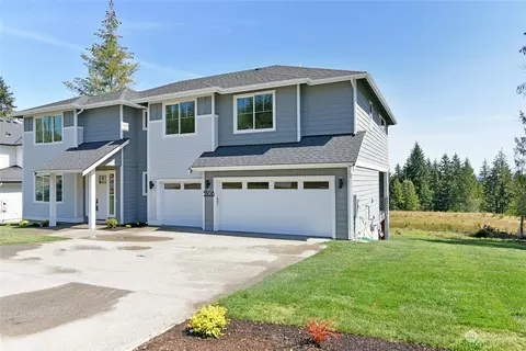 5508 NW Muddy Paws Ct, Bremerton, WA 98312