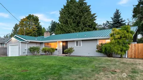 413 Nubby Ln, Lake Stevens, WA 98258
