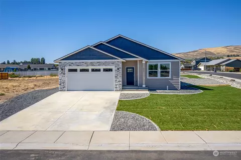 2377 Cascade St, Ephrata, WA 98823