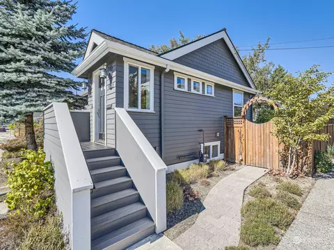 1600 NW 80th St, Seattle, WA 98117