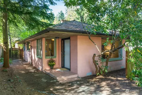 13317 11th Ave NE, Seattle, WA 98125