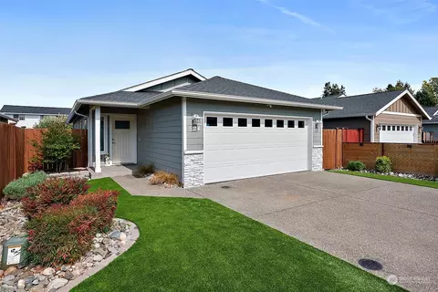 524 E Van Dam Pl, Buckley, WA 98321