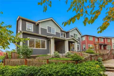 6529 30th Pl SW, Seattle, WA 98126