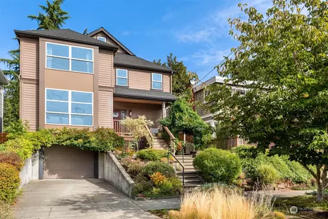 4024 NE 57th St, Seattle, WA 98105