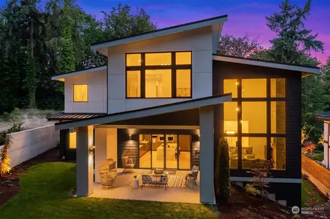 5208 Forest Ave SE, Mercer Island, WA 98040