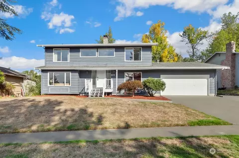 924 S 29th Ct, Renton, WA 98055