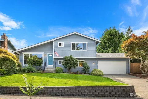 1007 S 31st Ct, Renton, WA 98055