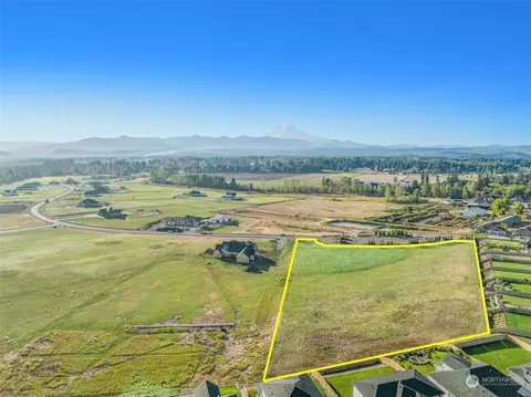 23213 70th St E, Buckley, WA 98321