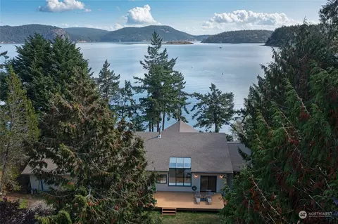 1045 Port Stanley Rd, Lopez Island, WA 98261